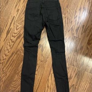 Cute, black FLYING MONKEY ripped jeans!